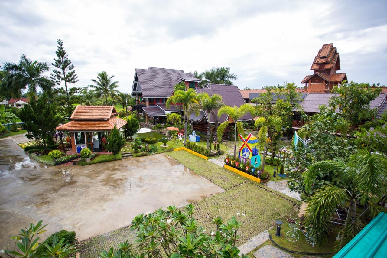 Is Am O Chiang Mai Resort San Sai Exterior photo